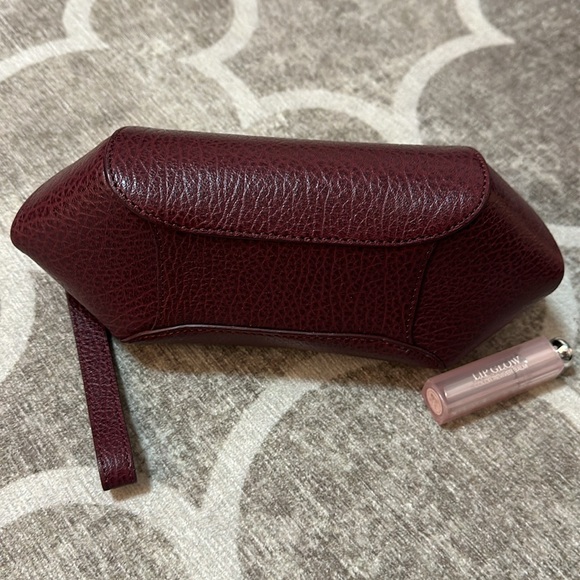 Marc By Marc Jacobs clutch in burgundy, LIKE NEW - Picture 4 of 7